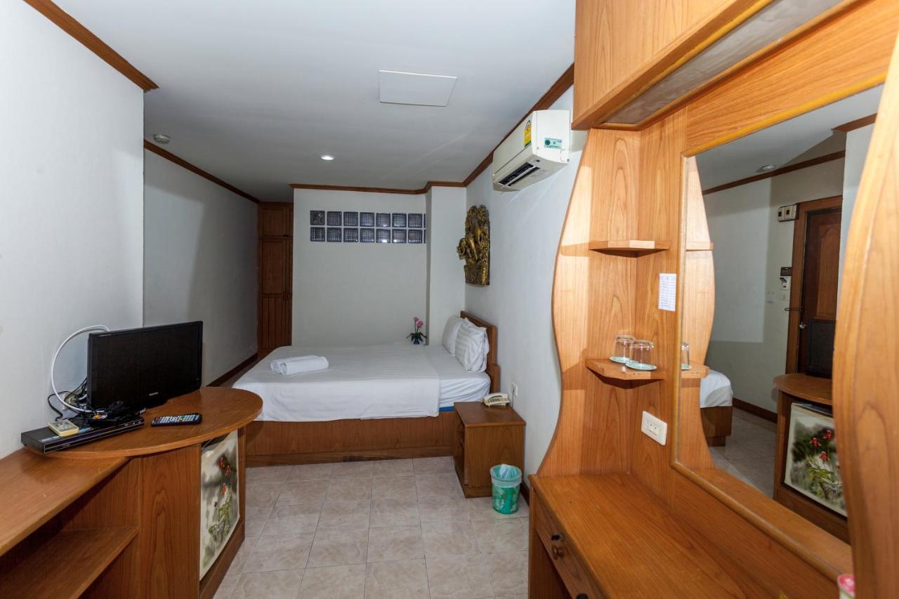 Andaman Sea Patong Exterior foto