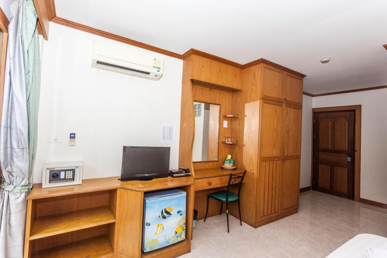 Andaman Sea Patong Exterior foto
